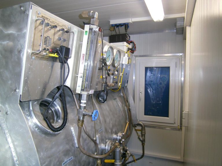 Dive Decompression Chamber - SeaTech